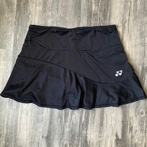 Yonex tennis skirt